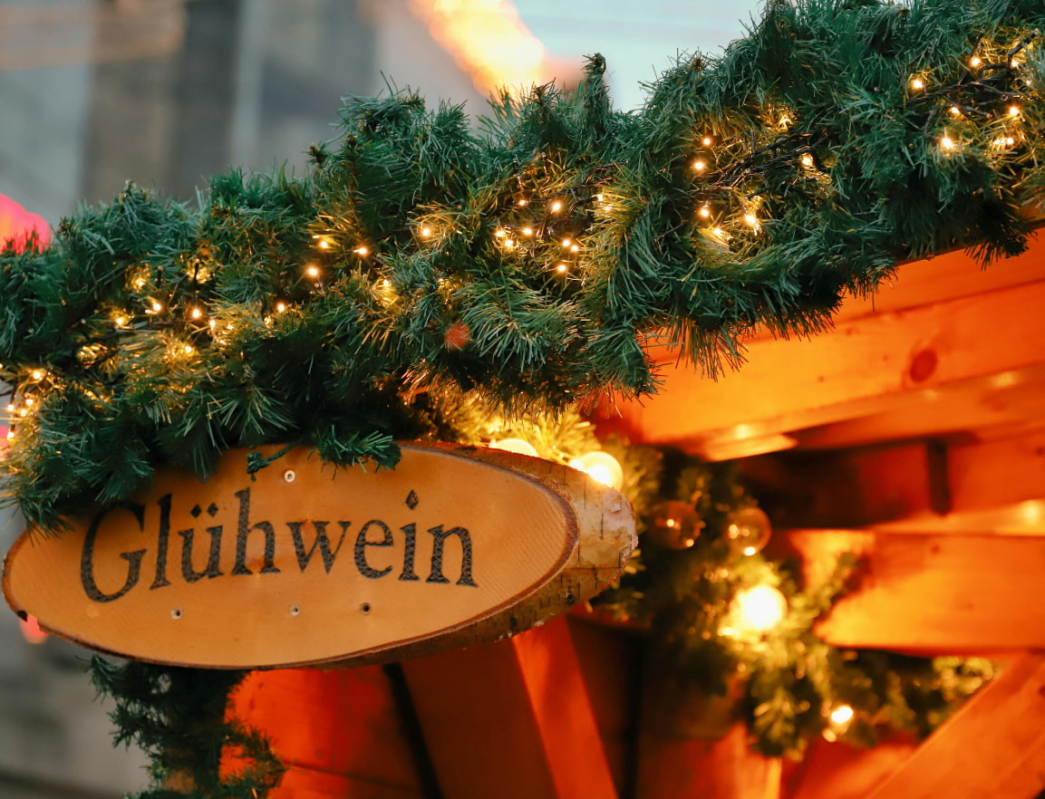 Gluhwein tijdens roadtrip en autovakantie